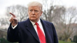 ترامب يُعلن عن تحرّك 'أسطول حربي' أمريكي نحو إيران