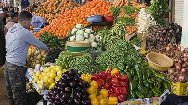 وزير التجارة يستعرض برنامج التزويد خلال شهر رمضان