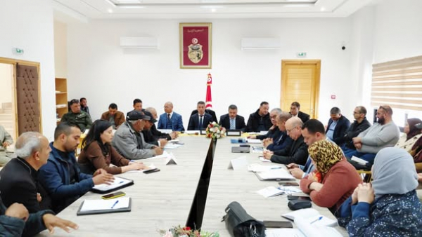 *#والي #بنزرت يشرف على اشغال دورة ممتازة للمجلس المحلي باوتيك .