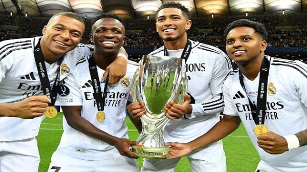 ريال مدريد يفوز على أتالانتا ويتوّج بلقب كأس السوبر الأوروبي