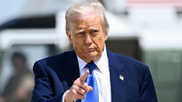 ترامب يتوعّد إيران 'بجحيم' إذا ظلّ المضيق مغلقاً