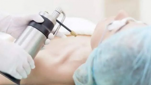 مختصون في الطب الفيزيائي يقترحون إدخال تقنية العلاج بالتبريد إلى تونس