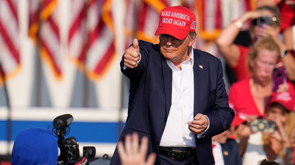 ترامب يفوز رسمياً بترشيح الحزب الجمهوري لخوض سباق الرئاسة