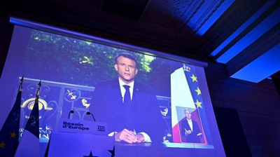 ماكرون: 'أثق بقدرة الفرنسيين على القيام بالخيار الأنسب له في الانتخابات'