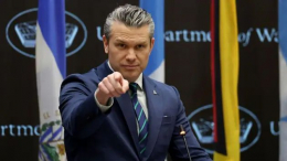 تحرّك في الكونغرس لعزل وزير الدفاع