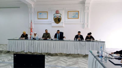 **إثر جلسة عمل فنية :