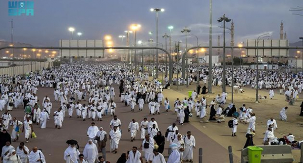 بعد وقفة عرفة.. بدء نفرة الحجاج إلى مزدلفة