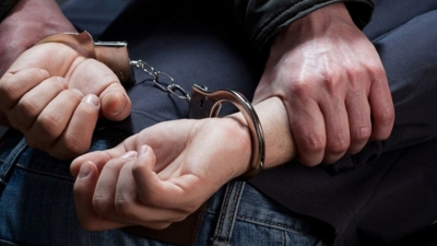 المنستير: الاحتفاظ بشخص محل 12 منشور تفتيش